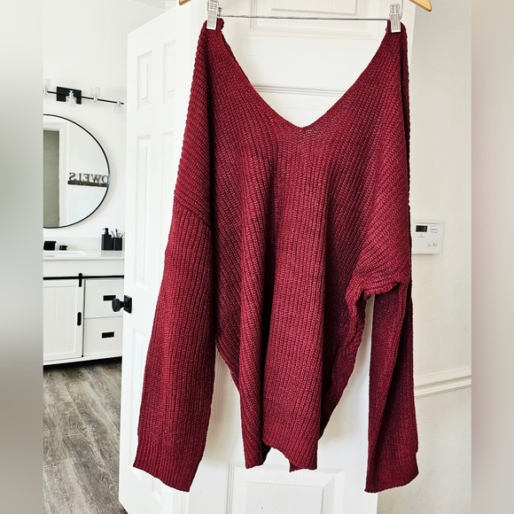 Plus-size Burgundy Twist-back Sweater - Picture 4 of 5